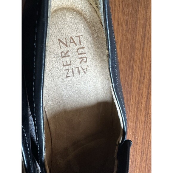 Naturalizer Adiline Women's Loafers 8.5 Wide Black - EUC - Picture 3 of 16